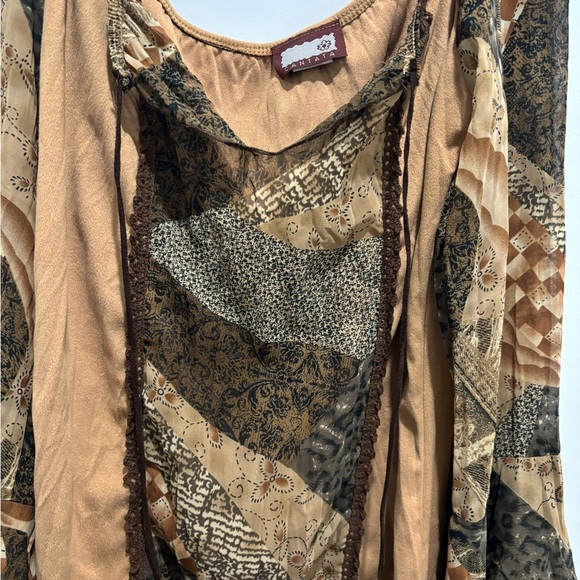 Patchwork Bohemian Blouse - Picture 2 of 4